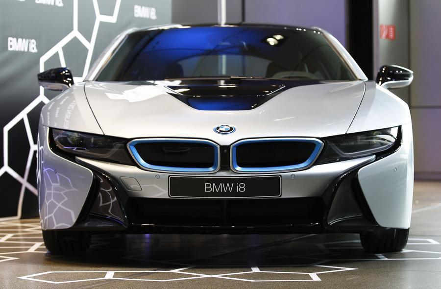 New BMW i8 plug-in hybrid sports car delivered