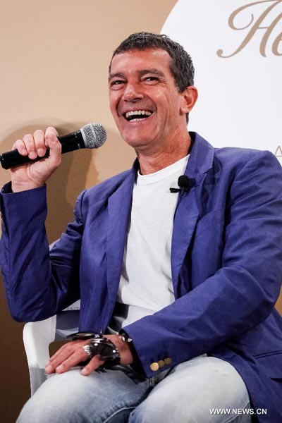 Antonio Banderas releases new perfume