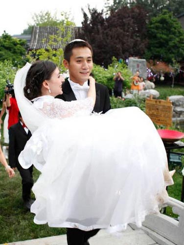 Chinese celebrities' international marriages