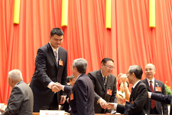 Yao Ming addresses CPPCC conference