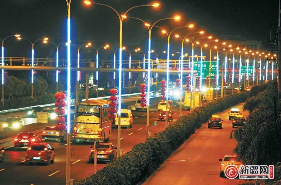 Night Urumqi picturesque in the illumination