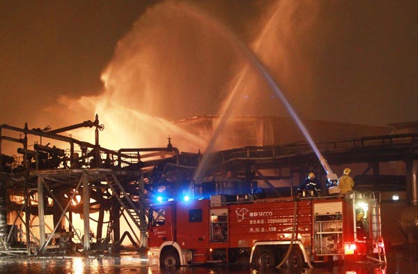 Fire breaks out in Shanghai chemical plant