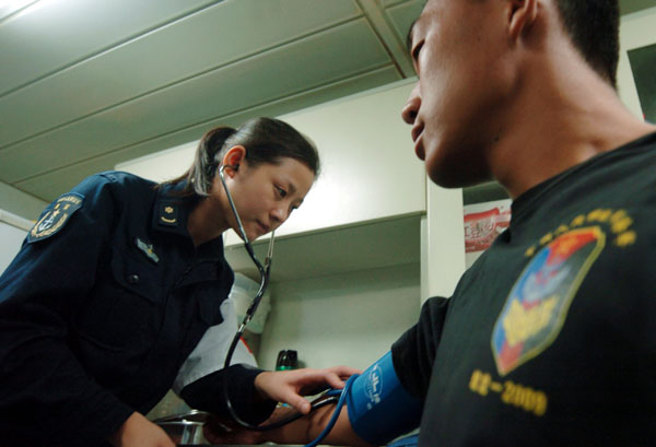 Nursing by listening: health on board the ships