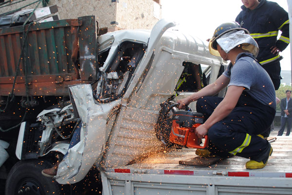 Highway pileups kill 11 in East China