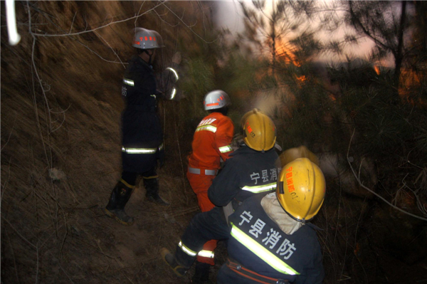 Death toll rises to 18 in NW China bus crash