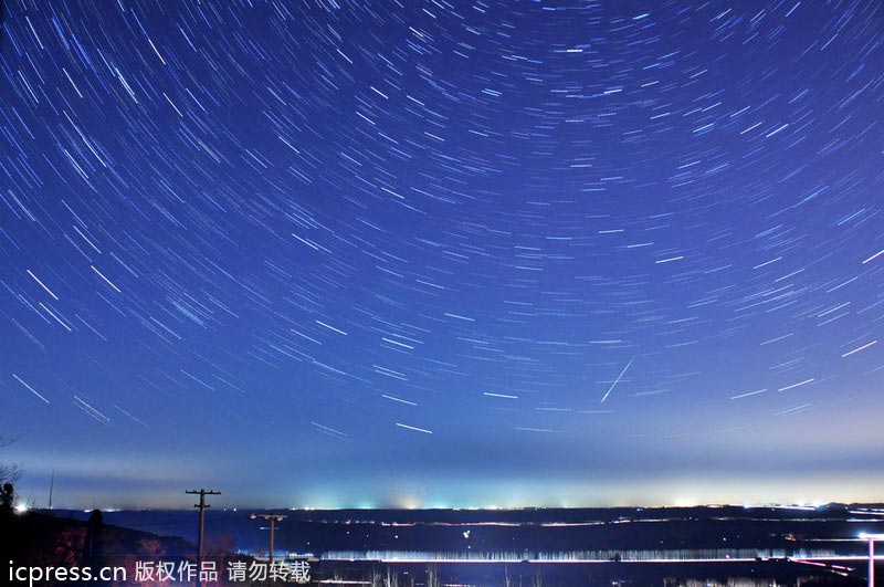 The first meteor shower in 2014