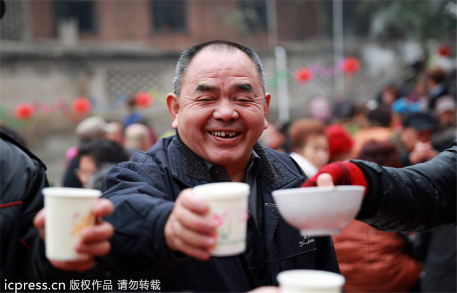 Laba Festival dinner party in SW China