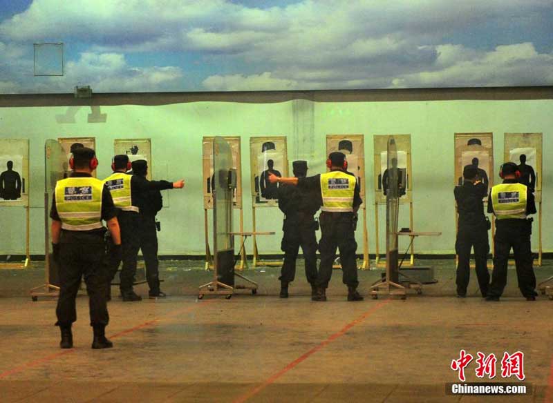 Police undergo training to prepare for the worst