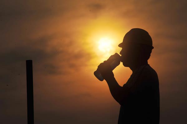 Heatwave sweeps across China