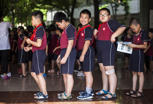 Social media buzz over the ugliness of Chinese school uniforms