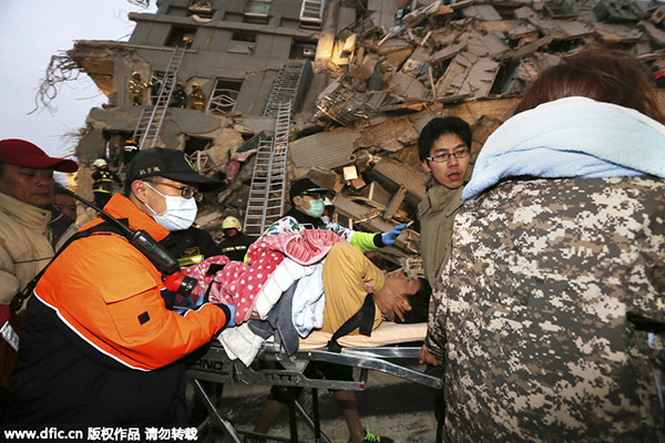 Rescuers race to save surviviors in Taiwan