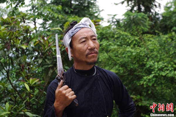 China's last gun-toting tribe