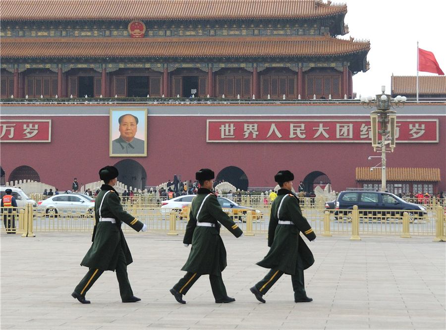 Beijing steps up security for two sessions