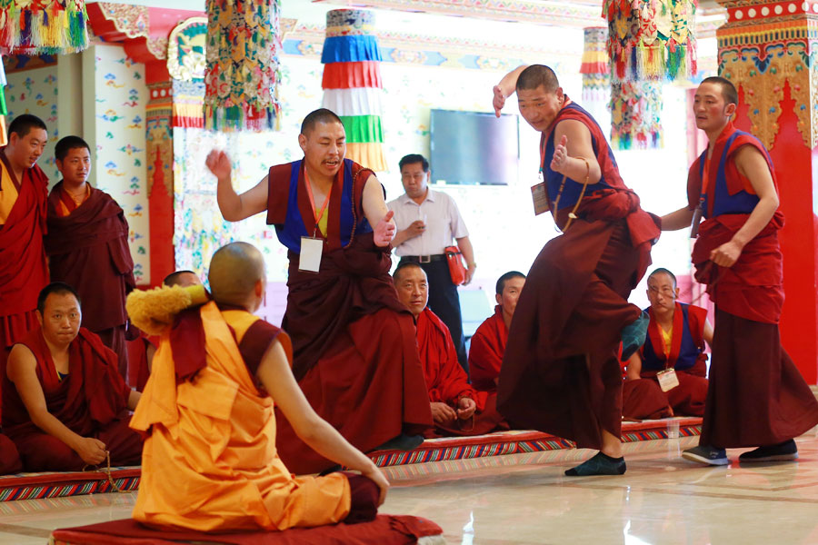 Tibetan Buddhists prime for debate test