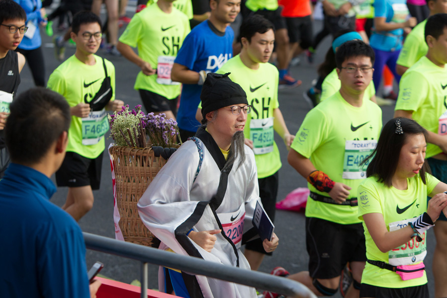 South African runner wins Shanghai Marathon