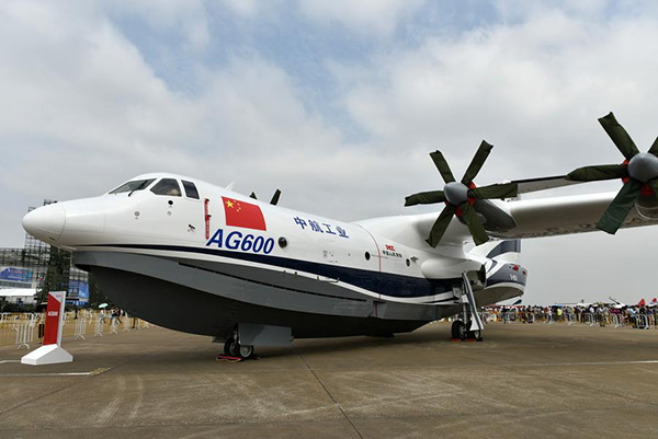 China's new amphibious plane passes key test