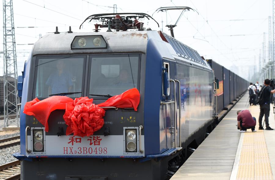 Freight train linking NE China and Duisburg open up