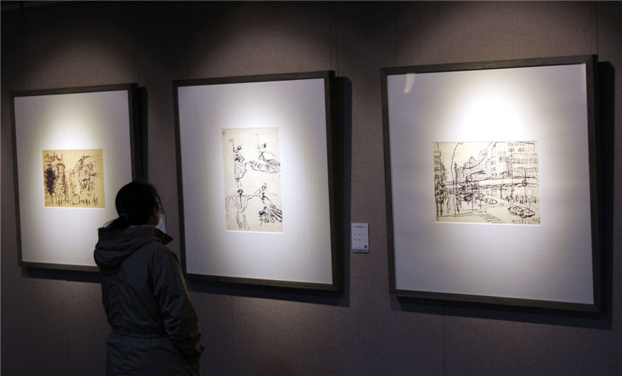 Celebrities exhibit their art in Suzhou