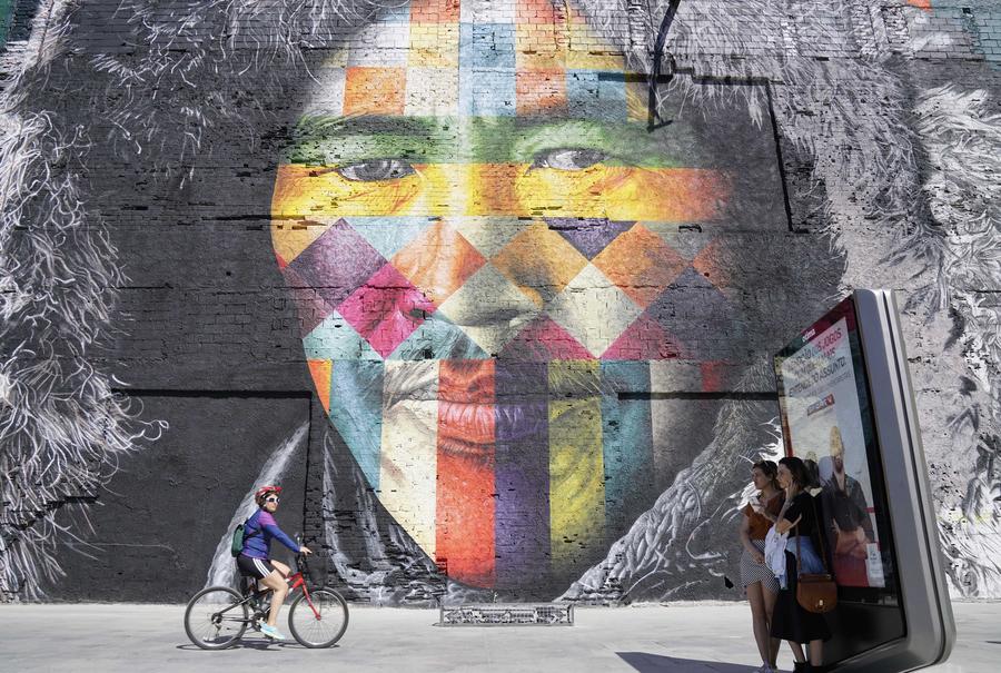 Giant graffiti painting greets Rio 2016 Olympic Games in Brazil