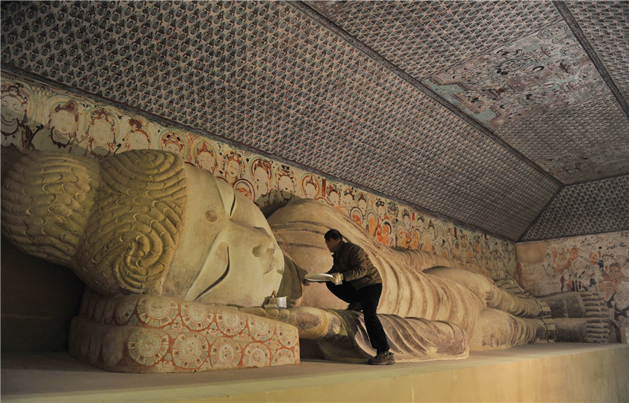 Dunhuang grotto art goes to Chengdu