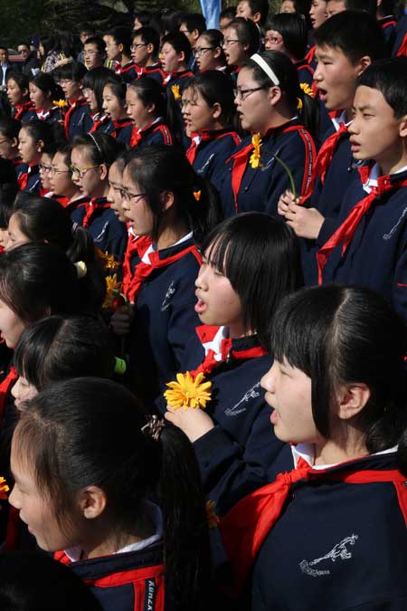 Ceremony marks beginning of Qingming