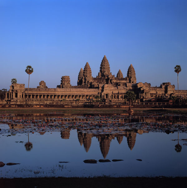 Cambodia's Angkor artifacts to be exhibited in China