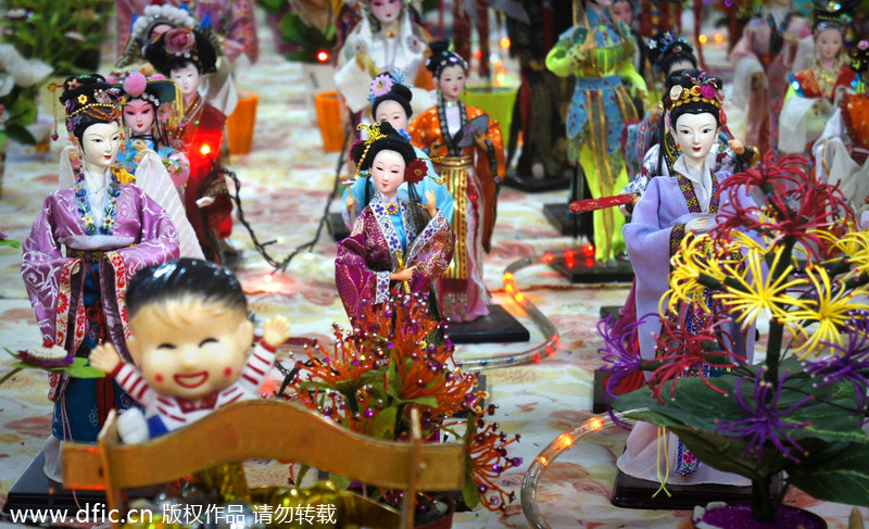 Handicrafts welcome Qixi Festival