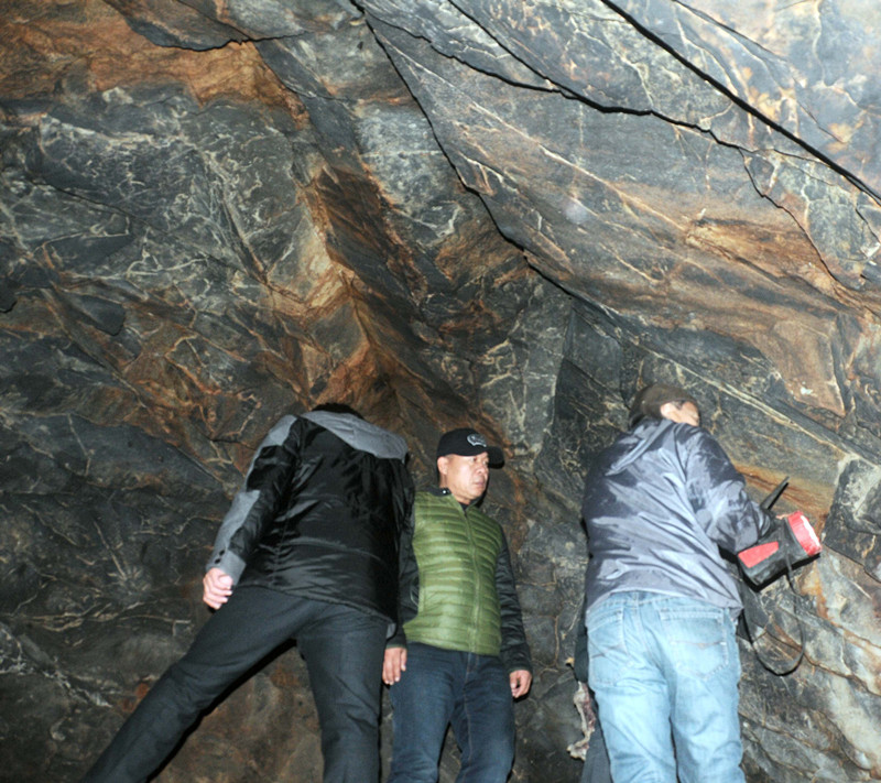 A 'wordless history book' found in Daxing'an Mountain