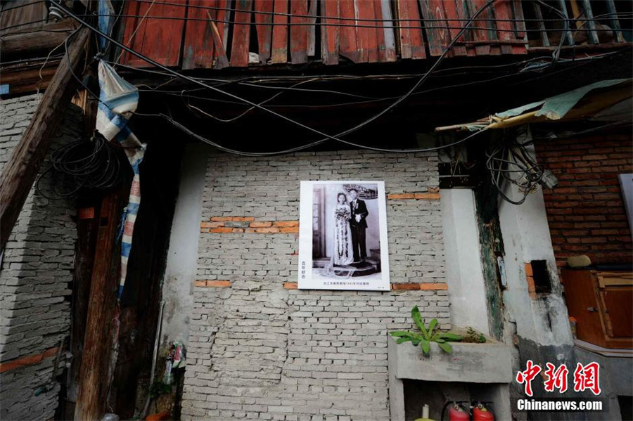 Old photographs on display at neighborhood slated for demolition in Fuzhou