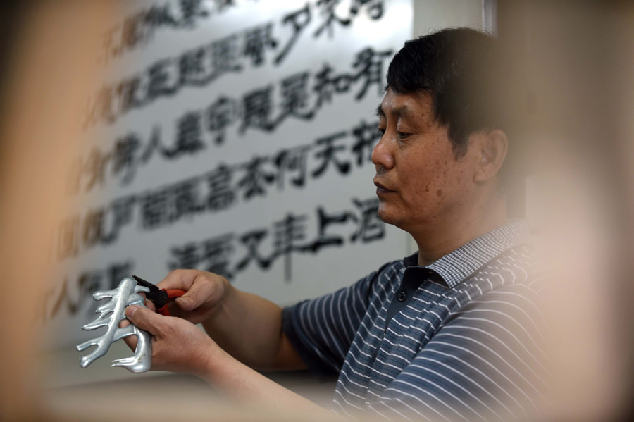 Unique iron calligraphy in Anhui