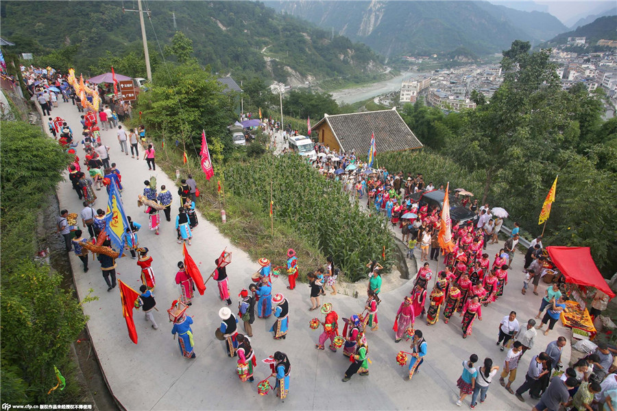 Thousands celebrate 4,142 birthday of Yu the Great in SW China