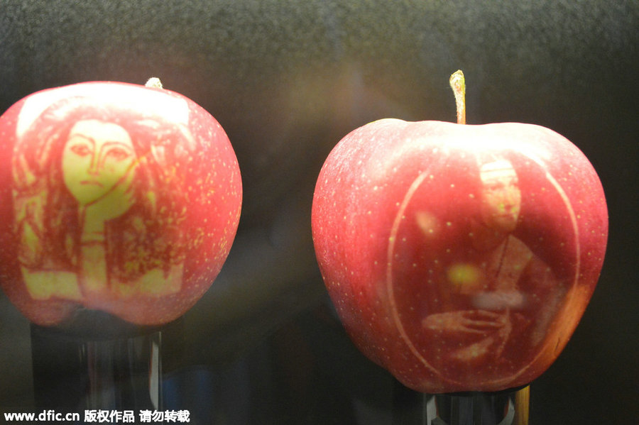 French 'apple art' wows Shanghai