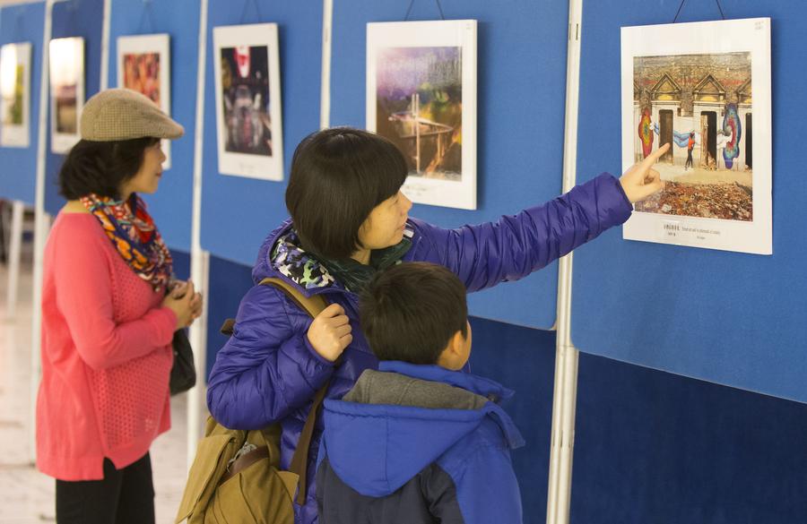 Fashion China photo exhibition makes a splash in Toronto