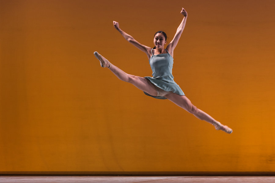 Young German dancers perform ballet in Beijing