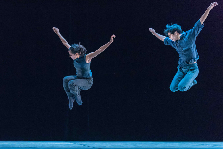 Young German dancers perform ballet in Beijing