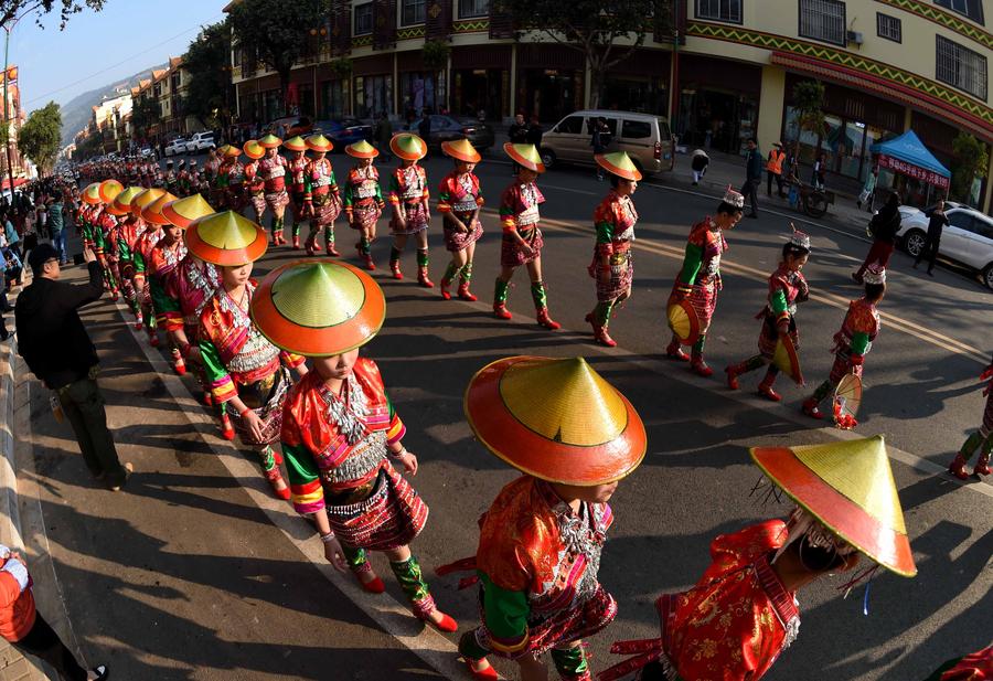 Huayao Dai ethnic people celebrate 'Huajie' festival