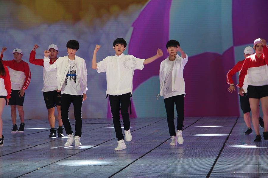 TFBOYS turn 'Great Dreamer' a reality for fans