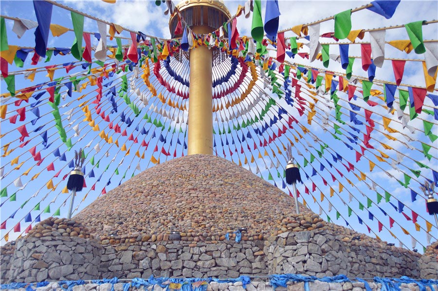 Aobao worship ceremony held in Ordos, Inner Mongolia