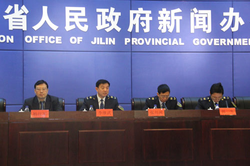 讓農(nóng)民買到放心肥料 讓消費者合法維權(quán)