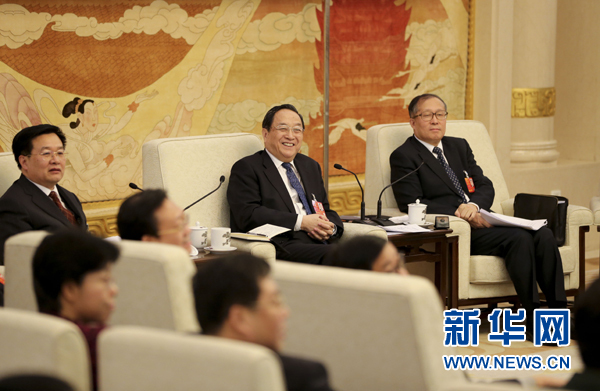 俞正聲強調(diào)，積極穩(wěn)妥推進城鎮(zhèn)化