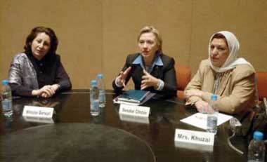 Hillary Clinton wants wider international role in Iraq