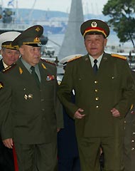 Liang Guanglie, chief of the General Staff of the PeopleKs Liberation Army, with his Russian counterpart Yuri Baluyevsky as they hold strategic consultations 