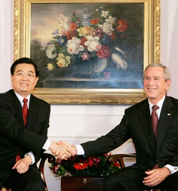 Chinese President Hu Jintao told President Bush Tuesday that China was willing to work with the United States to ease a growing trade imbalance and acknowledged there were frictions in the economic relationship, the Reuters reported. 