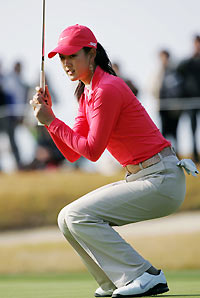 Golf-Wie fires opening 73 against men in Japan 