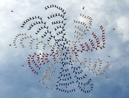 Skydivers from 31 countries assemble above Thailand's Udon Thani Province, north of Bangkok on February 8, 2006. The international sky divers, calling themselves the World Team '06, set a new world record of a 400-way formation free fall jump at 24,000 feet, officials from the Royal Thai Airforce said