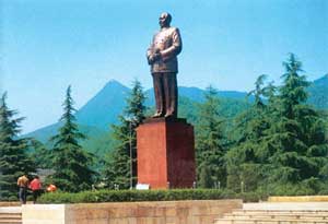 Shaoshan is the birth place of Late Chairman Mao Zedong.