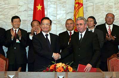 China, Kyrgyzstan sign joint communique