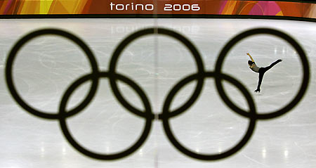 Turin gets ready under five rings