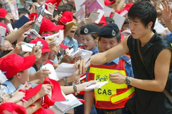 A day of victories for Hong Kong fans