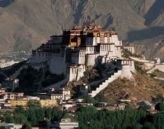 Photo show unveils beauty of Tibet